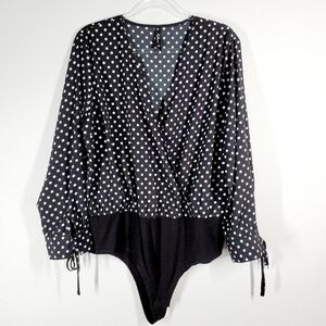 INFLUENCE POLKA DOT BODYSUIT